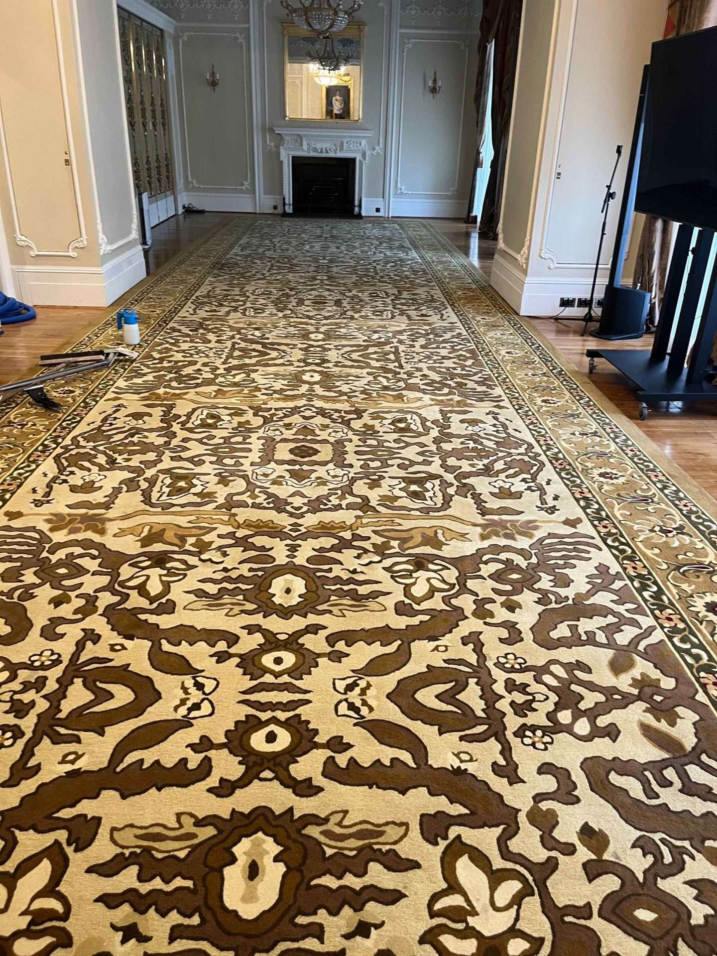 cleaning of a big rug